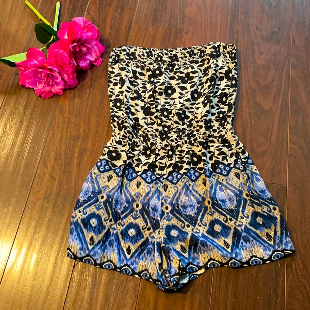 Strapless romper